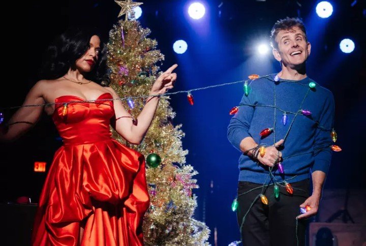 TINSELCOLOR Brings Holiday Movie Magic to Life, and Joey McIntyre Is Ready to Host